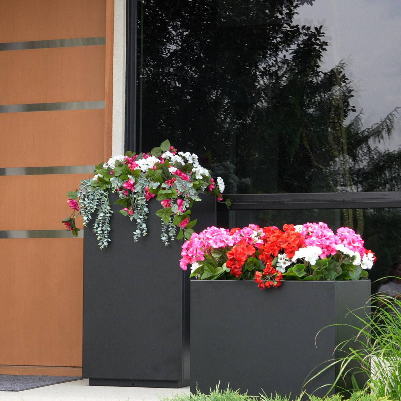 Planters - HIDEAWAY USA