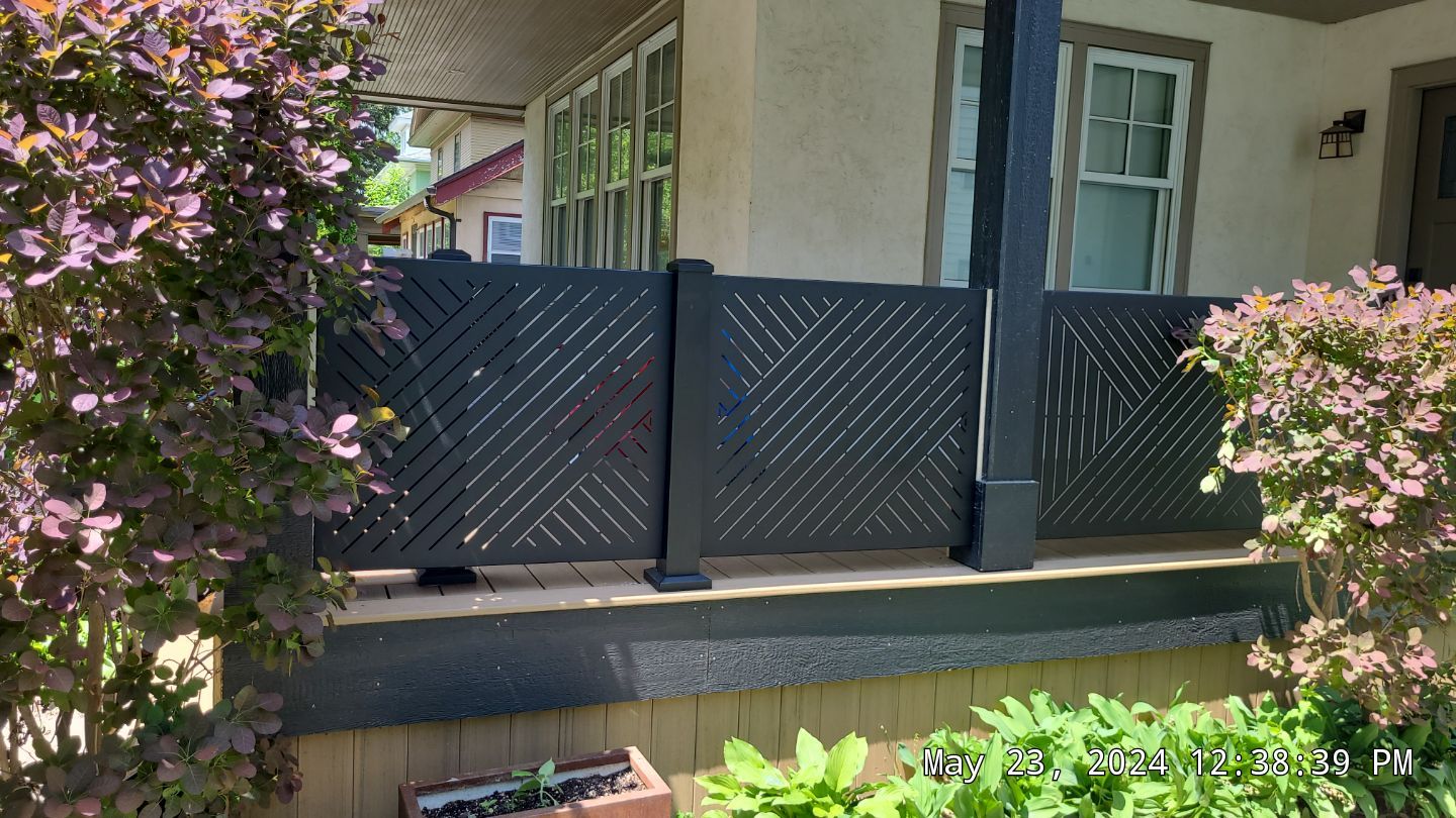 Custom Width Privacy Rail (Hexx) 38"H