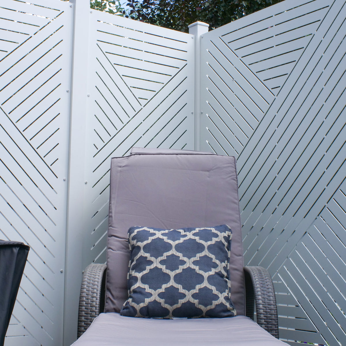 White Hexx Deck | HIDEAWAY USA