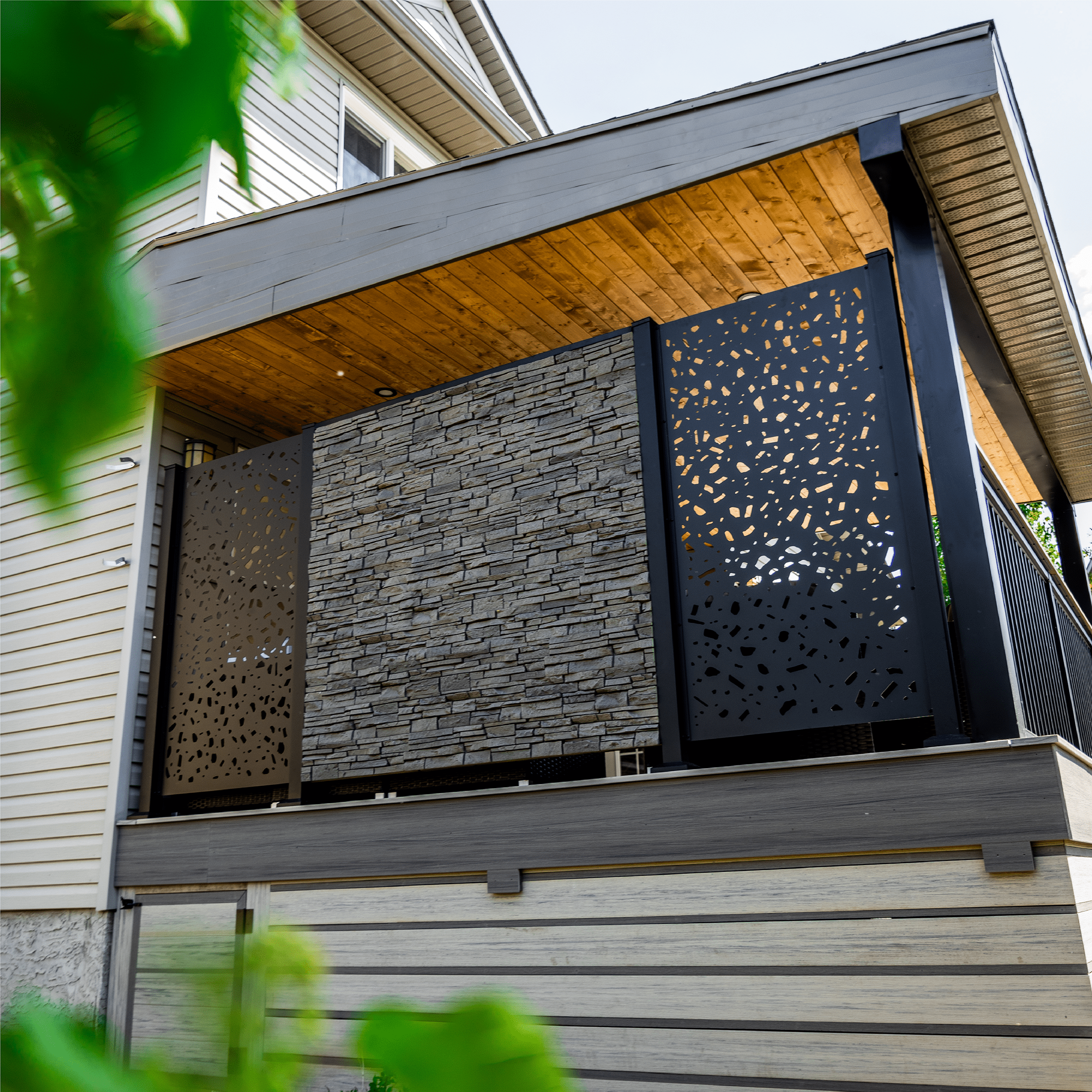 Privacy Screen (River Rock)